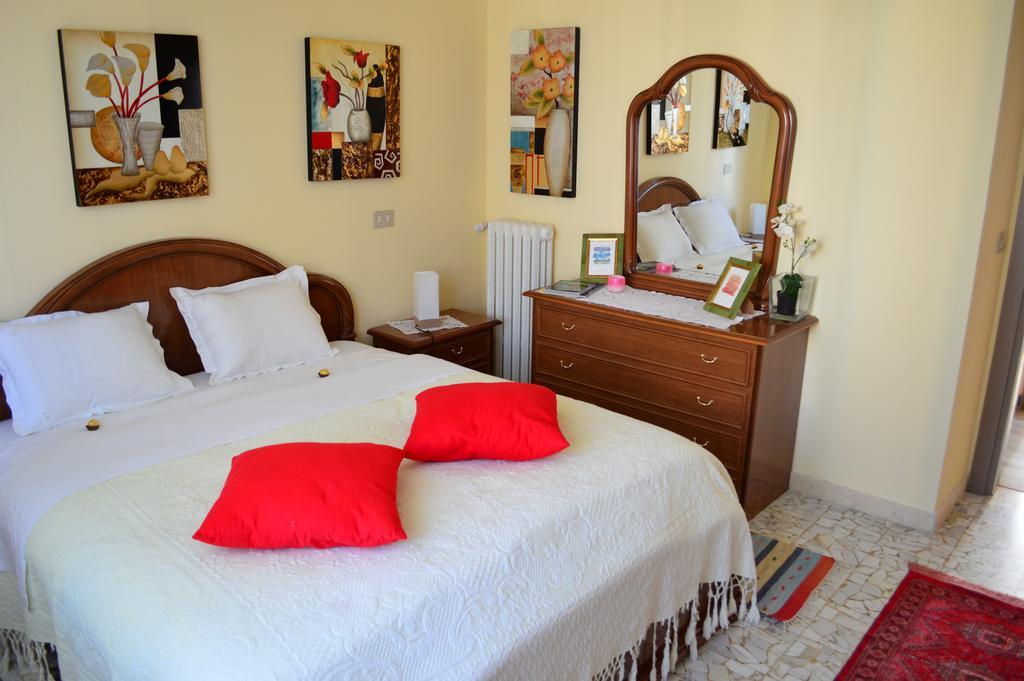 Apartment With Beautiful Sun Montepulciano Bilik gambar